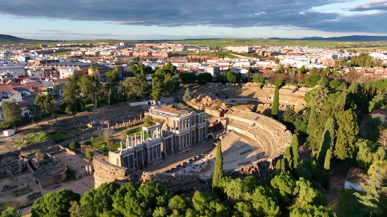 The Roman Theatre and Amphitheatre of Mérida. A magnificent view of these UNESCO World Heritage ruins, which once hosted up to 20,000 spectators for performances and games