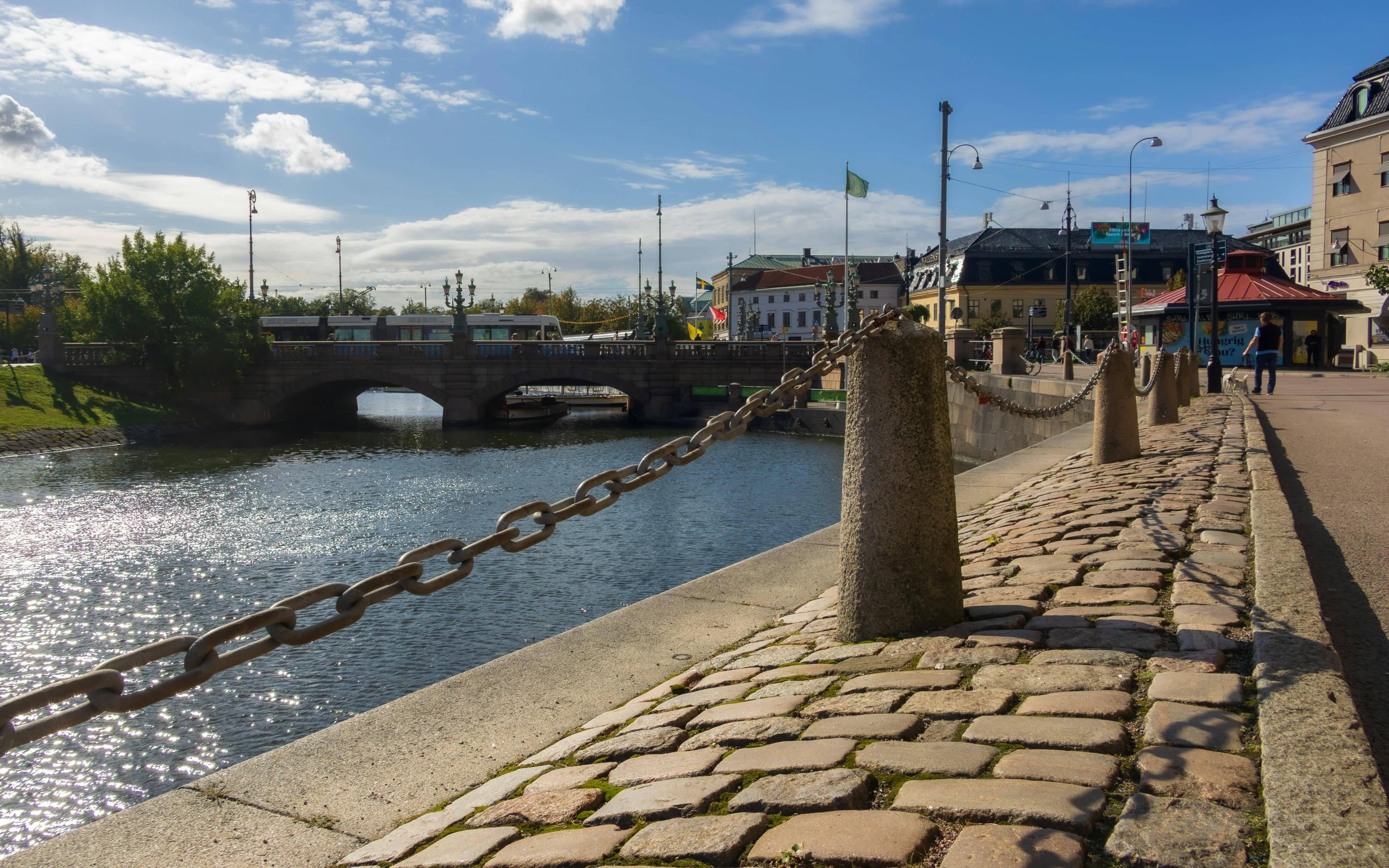 A canal in Gothenburg city centre near Kungsportsplatsen